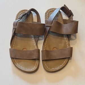 EH Casual Brown Leather Sandals